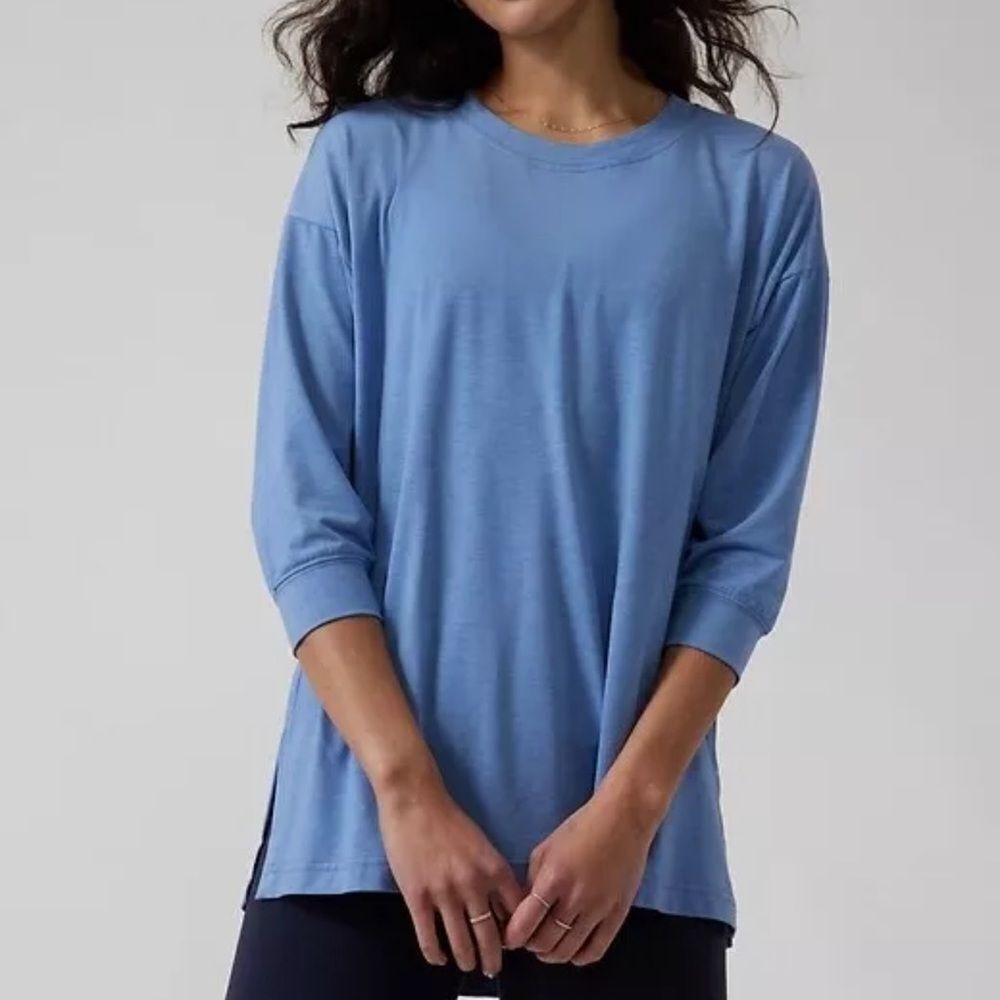 ATHLETA Inspire Top 3/4 Sleeve Cottage Blue Women’s Size XS